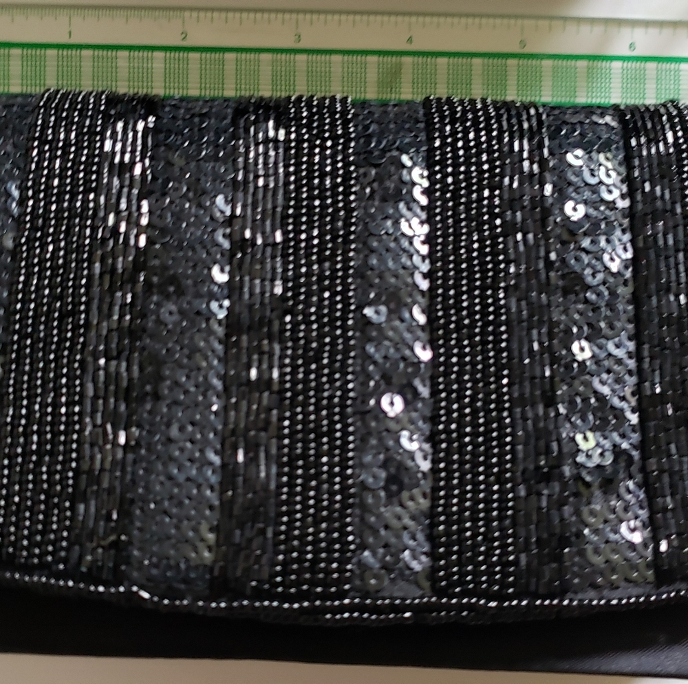 2 Formal Wear Evening bags - Picture 2 of 6